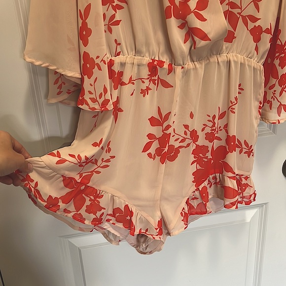 Floral romper - Picture 3 of 4